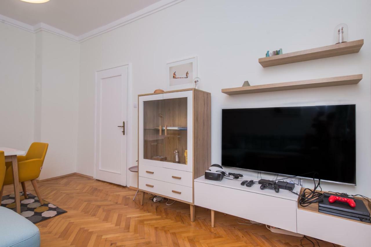 Designer & Luxurious, Business, One Bedroom Apartment In Top Central Sofia By Flat Mаnager Exterior foto